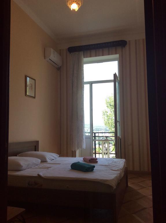 Griboedov Hostel & Suites 第比利斯 外观 照片