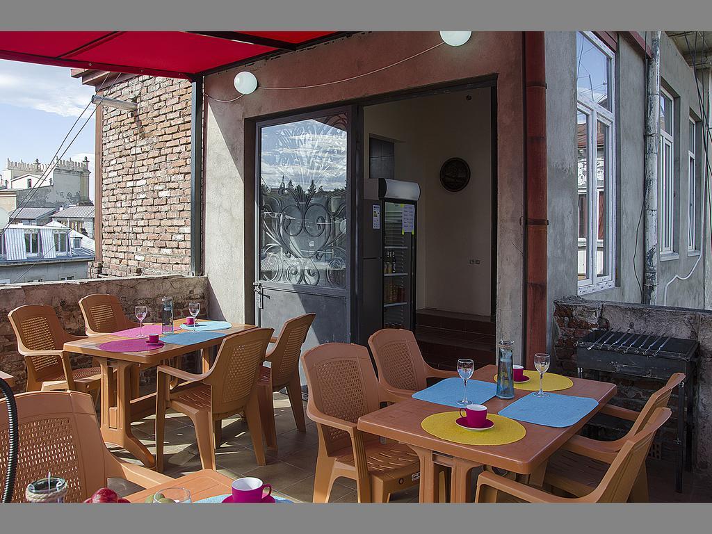 Griboedov Hostel & Suites 第比利斯 外观 照片