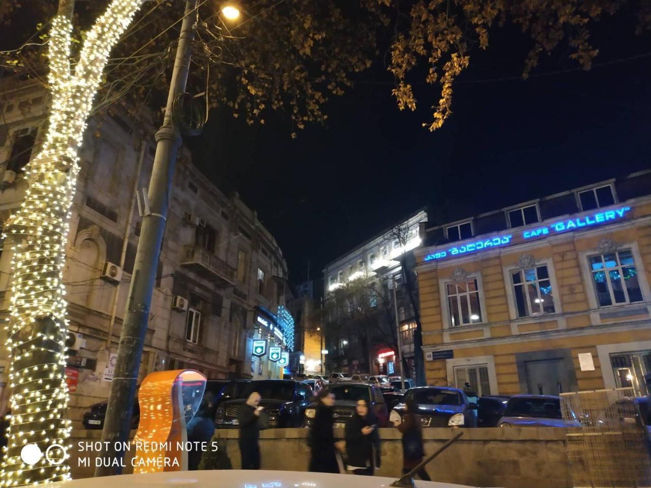 Griboedov Hostel & Suites 第比利斯 外观 照片